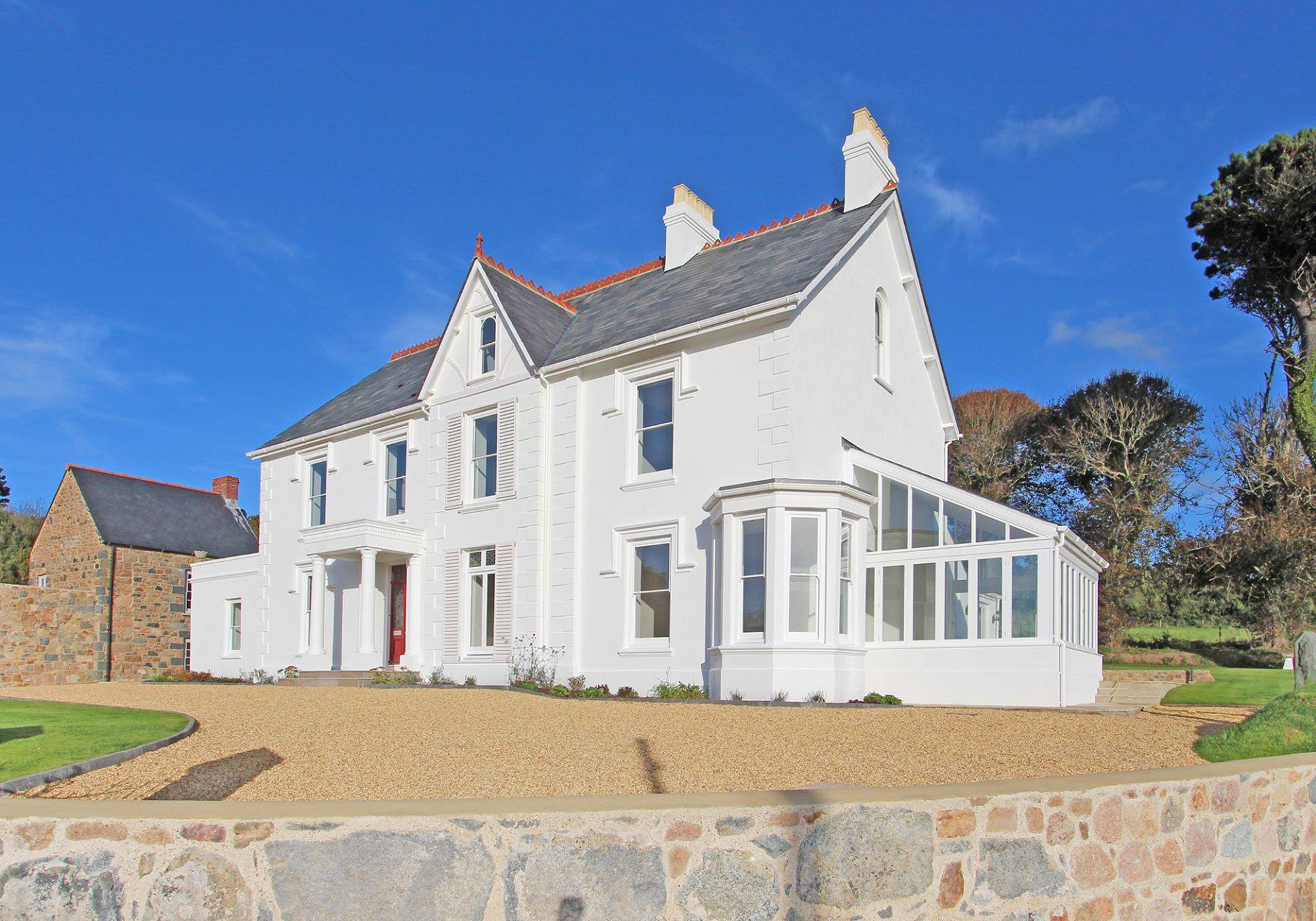 La-Hougue-Farm-thumbnail